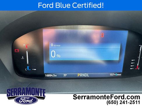 Used 2023 Ford Escape SE FWD image 12