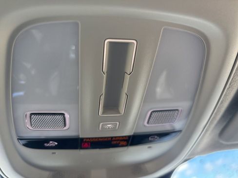 Used 2025 Volvo XC40 B5 Ultra w/ Protection Package Premier image 26