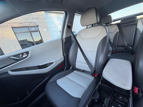 Used 2020 Hyundai Ioniq Limited FWD image 10