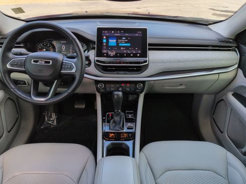 Certified 2022 Jeep Compass Latitude w/ Convenience Group AWD/4WD image 14