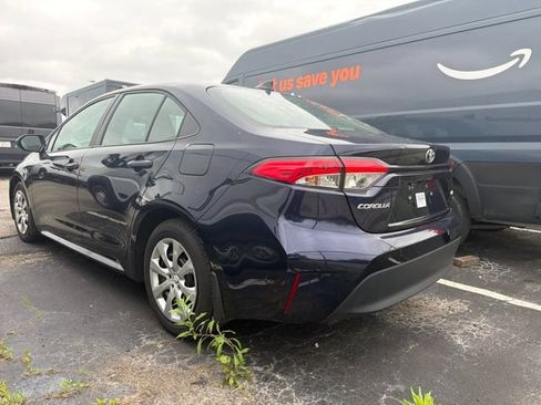 Used 2025 Toyota Corolla LE FWD image 4