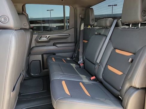 Used 2024 GMC Sierra 1500 AT4 AWD/4WD image 8