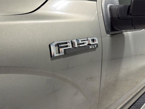 Used 2019 Ford F150 XLT w/ Equipment Group 302A Luxury AWD/4WD image 30