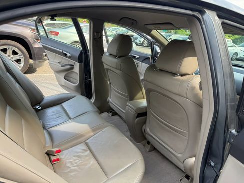 Used 2010 Honda Civic Hybrid Sedan image 12