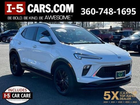 Used 2024 Buick Encore GX Sport Touring image 1