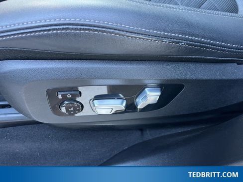Used 2024 BMW X7 xDrive40i w/ Executive Package image 43