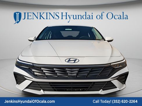 New 2026 Hyundai Elantra Sport FWD image 10