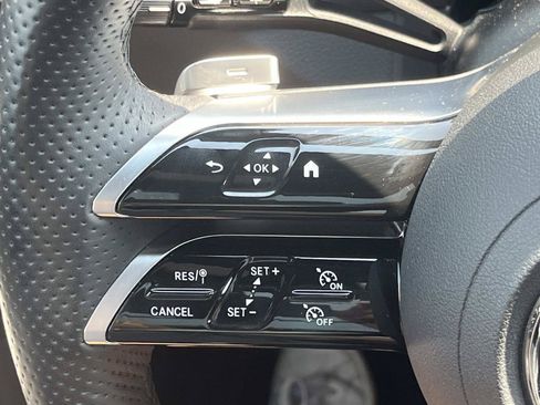 Used 2026 Mercedes-Benz GLC 300 4MATIC image 39