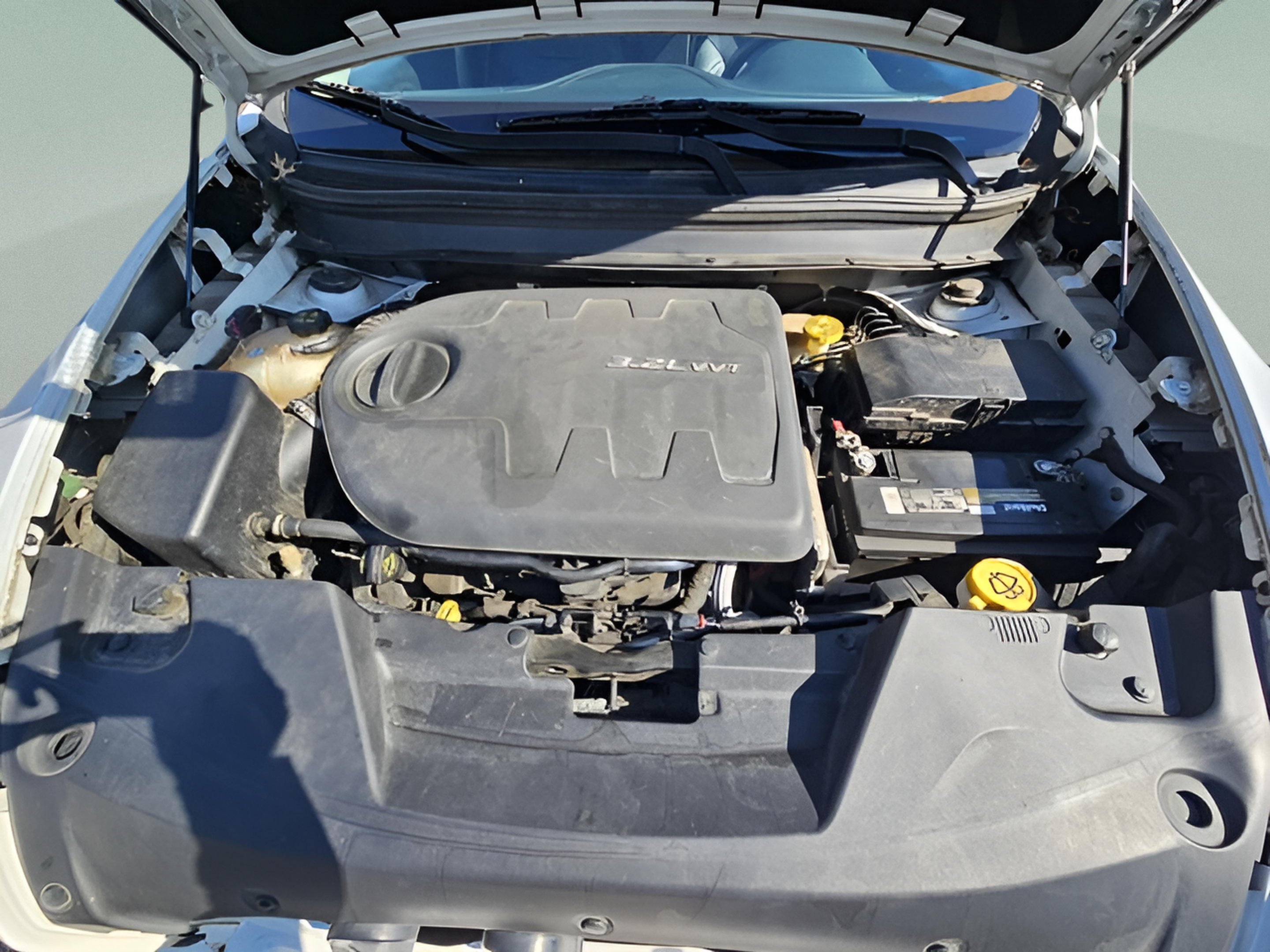 Used 2014 Jeep Cherokee Limited w/ Trailer Tow Group FWD image 23
