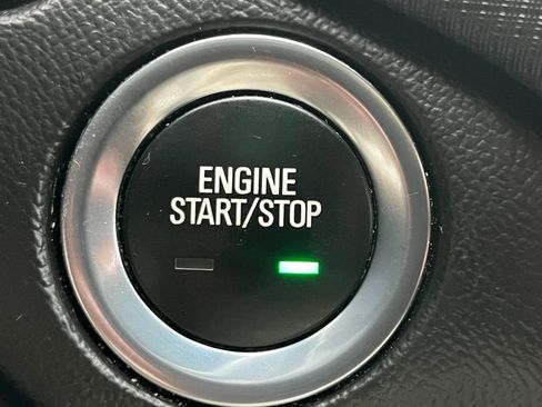 Used 2022 Chevrolet Equinox RS w/ RS Leather Package image 22