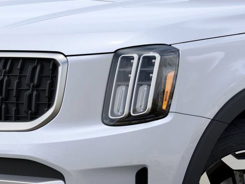 Used 2025 Kia Telluride EX AWD/4WD image 10