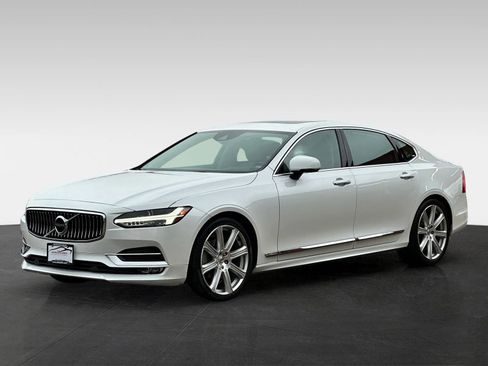 Used 2020 Volvo S90 T6 Inscription image 3