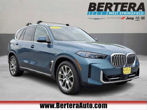 Used 2025 BMW X5 xDrive40i w/ Premium Package AWD/4WD image 1
