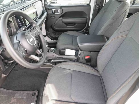 New 2026 Jeep Gladiator Sport image 19