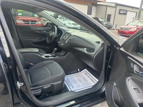 Used 2017 Chevrolet Malibu LS image 12
