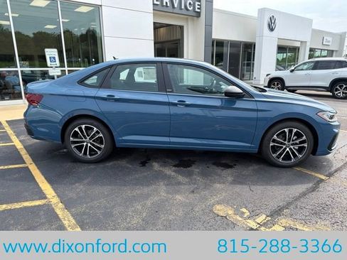 New 2026 Volkswagen Jetta Sport FWD image 9