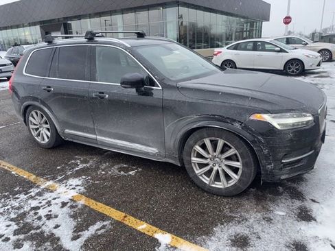 Used 2018 Volvo XC90 T6 Inscription w/ Convenience Package image 4