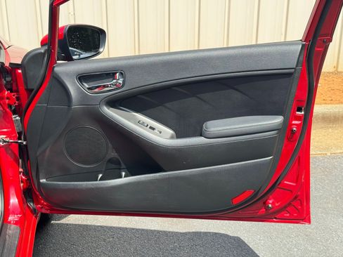 Used 2018 Kia Forte S w/ S Technology Plus Package FWD image 39