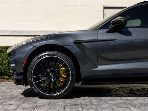 Used 2023 Aston Martin DBX 707 image 37