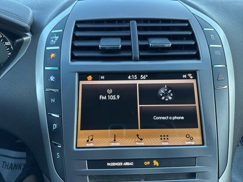 Used 2017 Lincoln MKZ Premiere image 25