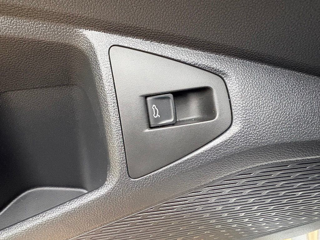 Used 2026 Volkswagen Jetta S FWD image 16