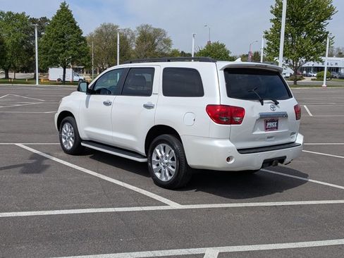 Used 2014 Toyota Sequoia Platinum AWD/4WD image 8