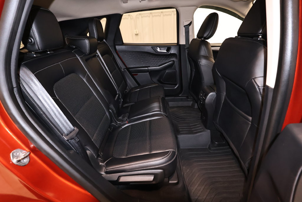 Certified 2020 Ford Escape SEL AWD/4WD image 19