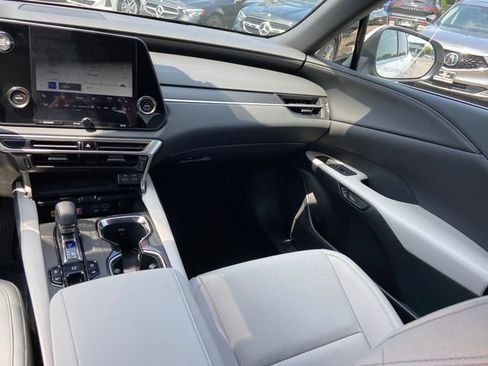 Certified 2023 Lexus RX 350 Premium w/ Cold Area Package AWD/4WD image 16