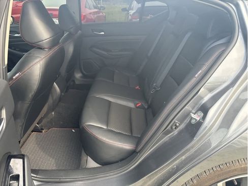 Certified 2024 Nissan Altima 2.5 SR image 5