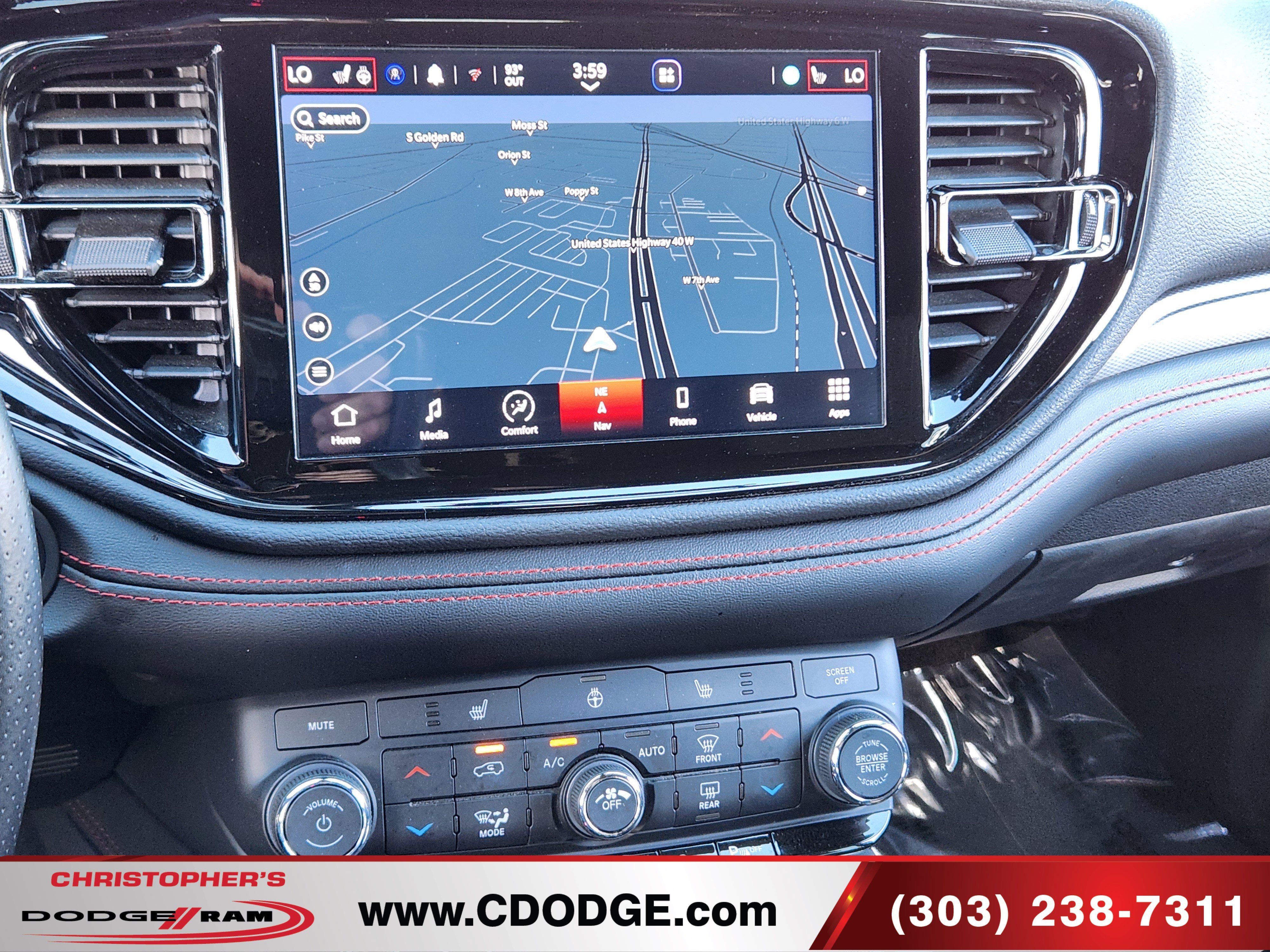 Used 2025 Dodge Durango GT AWD/4WD image 12