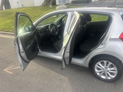 Used 2020 Chevrolet Spark LT image 5