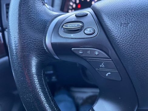 Used 2011 INFINITI M37 x w/ Premium Pkg image 18