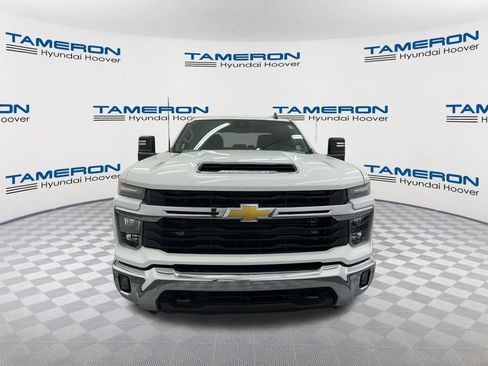 Used 2025 Chevrolet Silverado 2500 LT AWD/4WD image 8