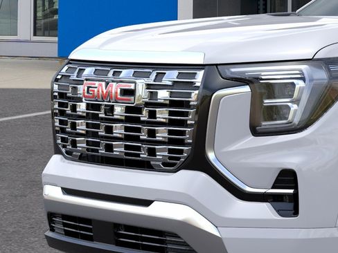 New 2026 GMC Terrain Denali AWD/4WD image 13