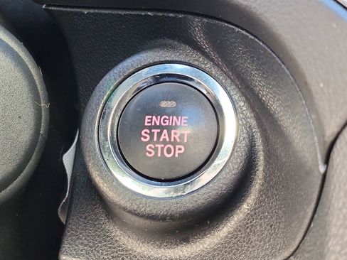 Used 2022 Subaru Forester Limited image 23