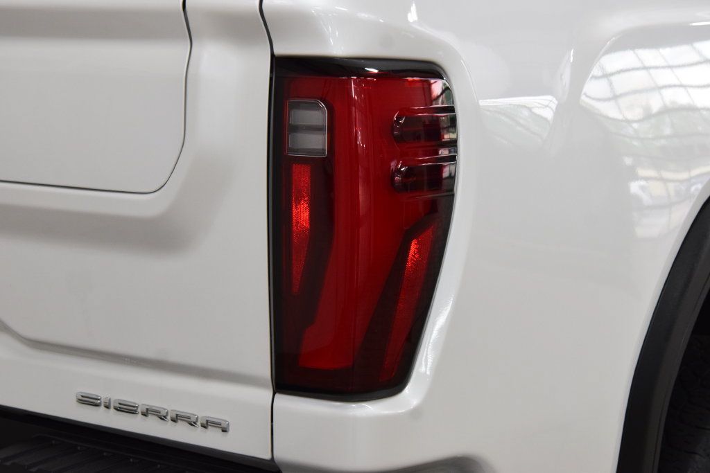 Used 2025 GMC Sierra 2500 Denali Ultimate AWD/4WD image 19