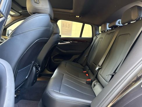 Certified 2025 BMW X4 xDrive30i image 15