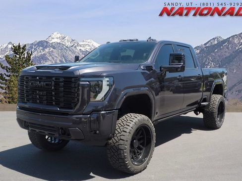 Used 2026 GMC Sierra 3500 Denali w/ Technology Package AWD/4WD image 1