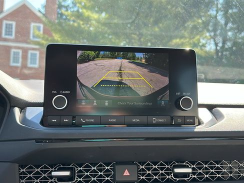 Used 2023 Honda Accord EX image 18