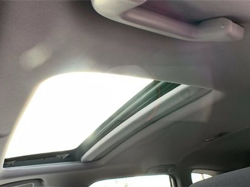 Used 2022 Honda CR-V EX image 18