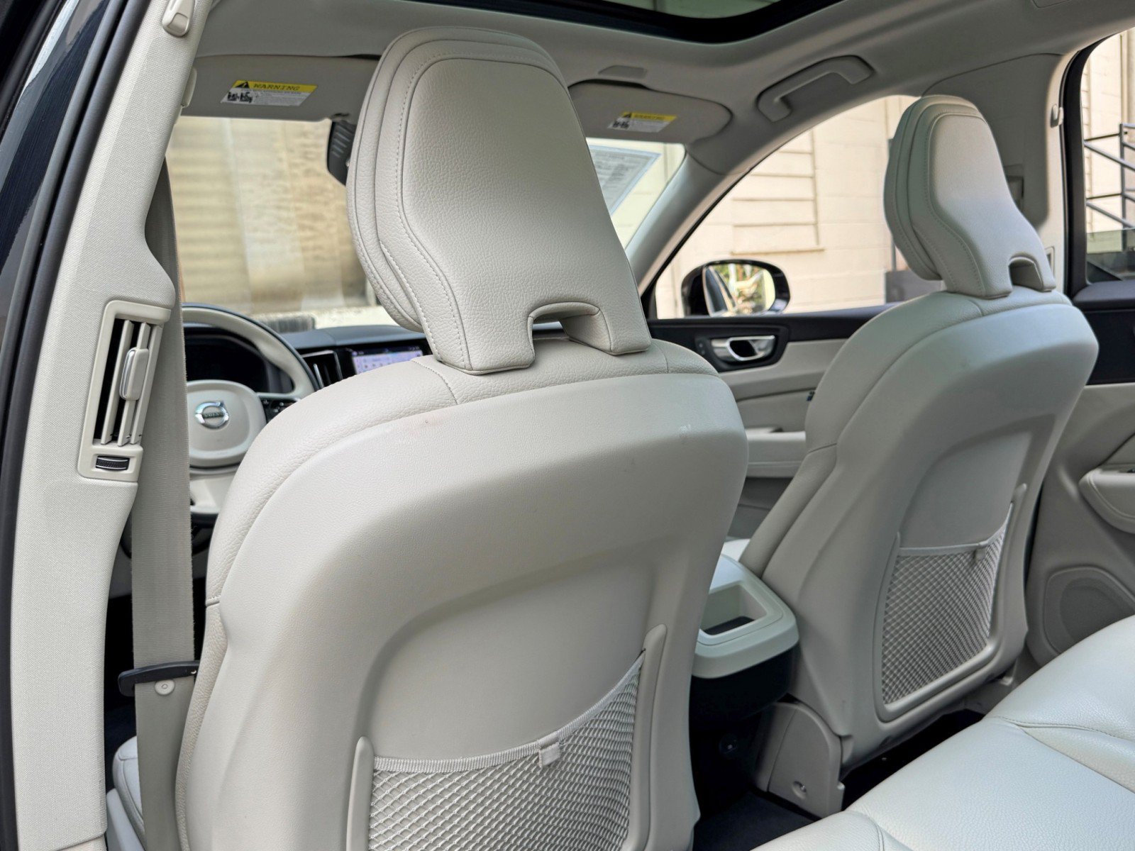 Used 2023 Volvo XC60 B5 Plus w/ Protection Package Premier FWD image 37