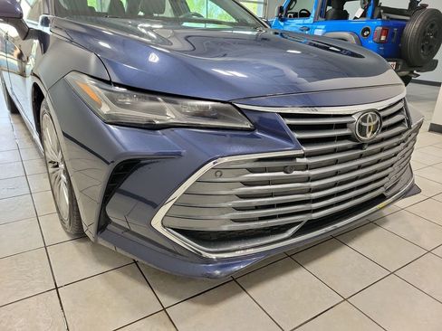 Used 2019 Toyota Avalon Limited w/ Advanced Safety Package FWD image 23