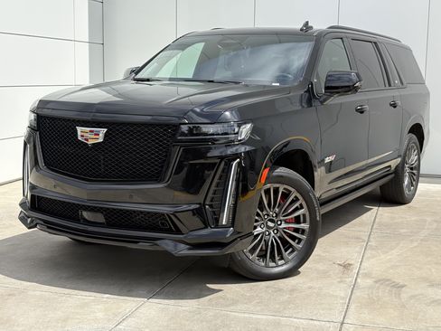Certified 2023 Cadillac Escalade ESV V AWD/4WD image 2