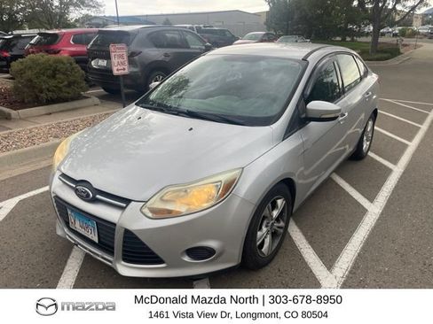 Used 2013 Ford Focus SE FWD image 1
