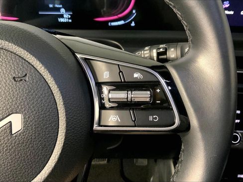 Certified 2025 Kia Seltos S FWD image 19