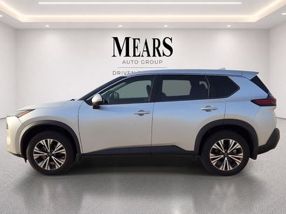 Used 2022 Nissan Rogue SV