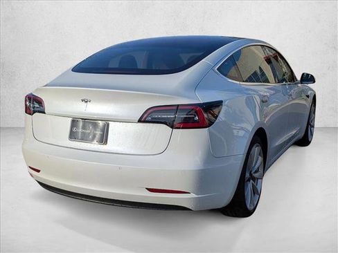 Used 2018 Tesla Model 3 Long Range image 5