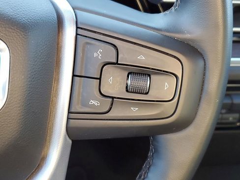 Used 2025 GMC Sierra 1500 SLT image 12