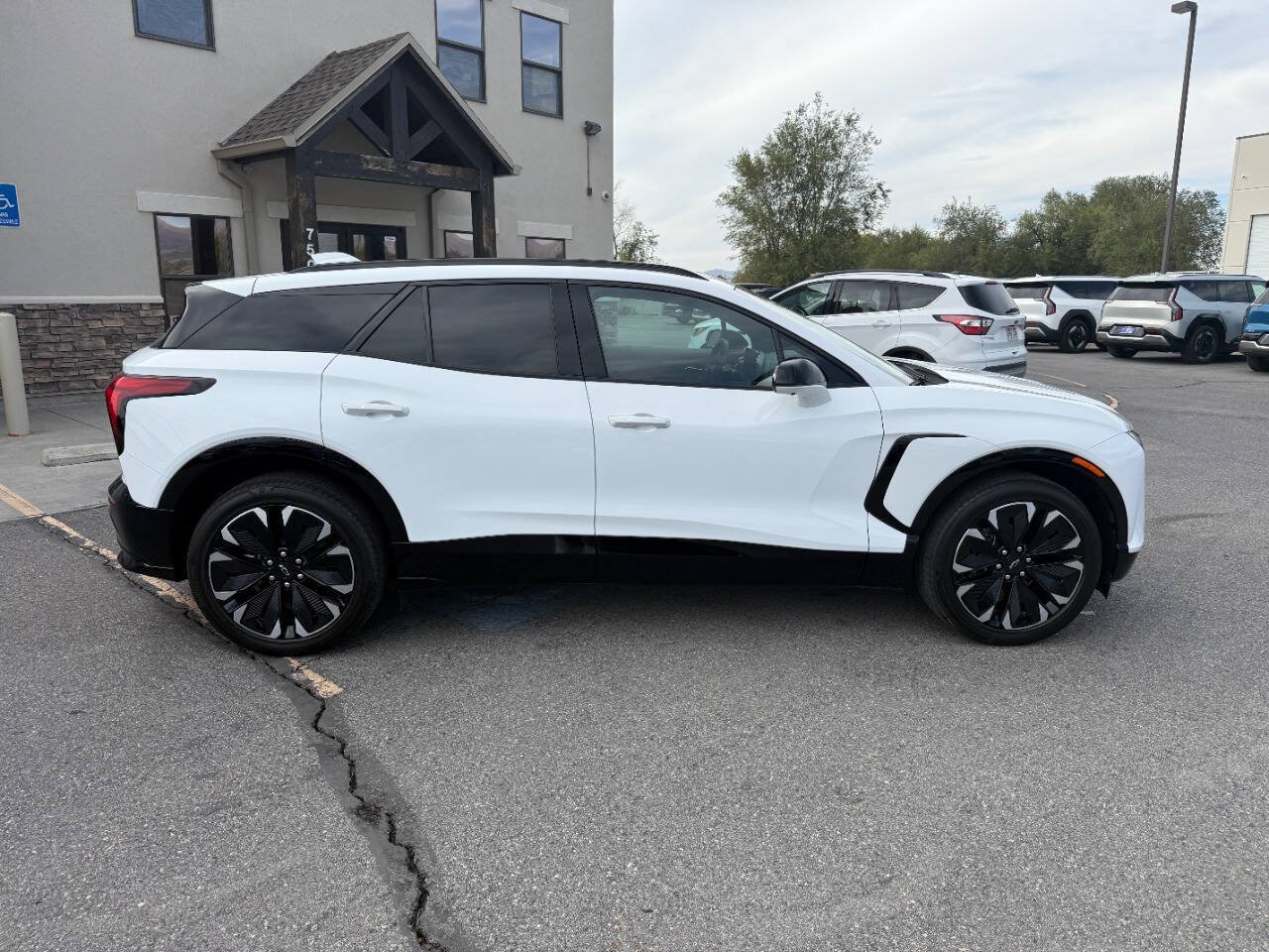 Used 2024 Chevrolet Blazer EV RS AWD/4WD image 8