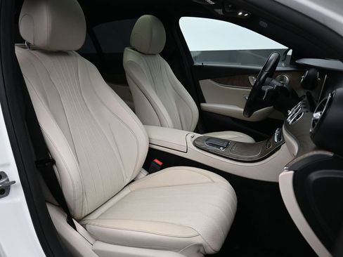 Used 2021 Mercedes-Benz E 450 4MATIC Sedan w/ Premium Package image 25